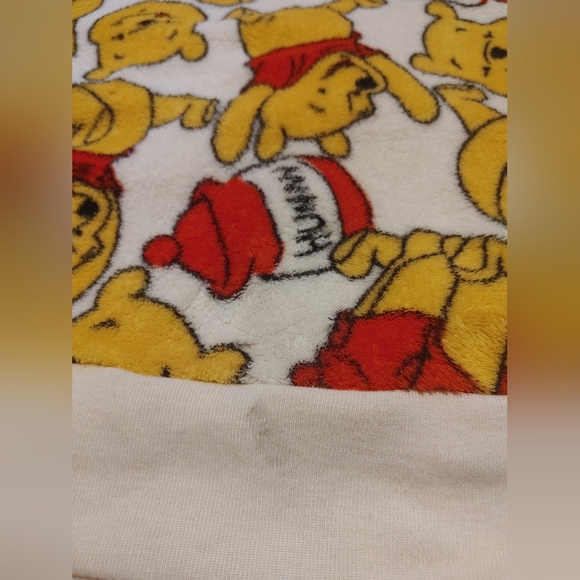 Vintage Disney Store Winnie the Pooh Hunny Pot Sweater Plush Warm Fuzzy Fleece - Picture 5 of 5